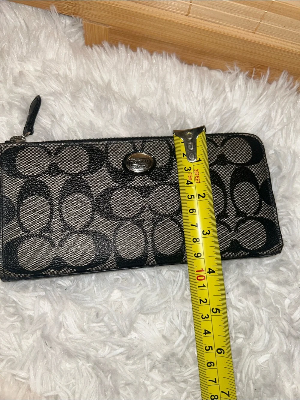 Coach Peyton Signature slim zip-around wallet black grey canvas cardholder
